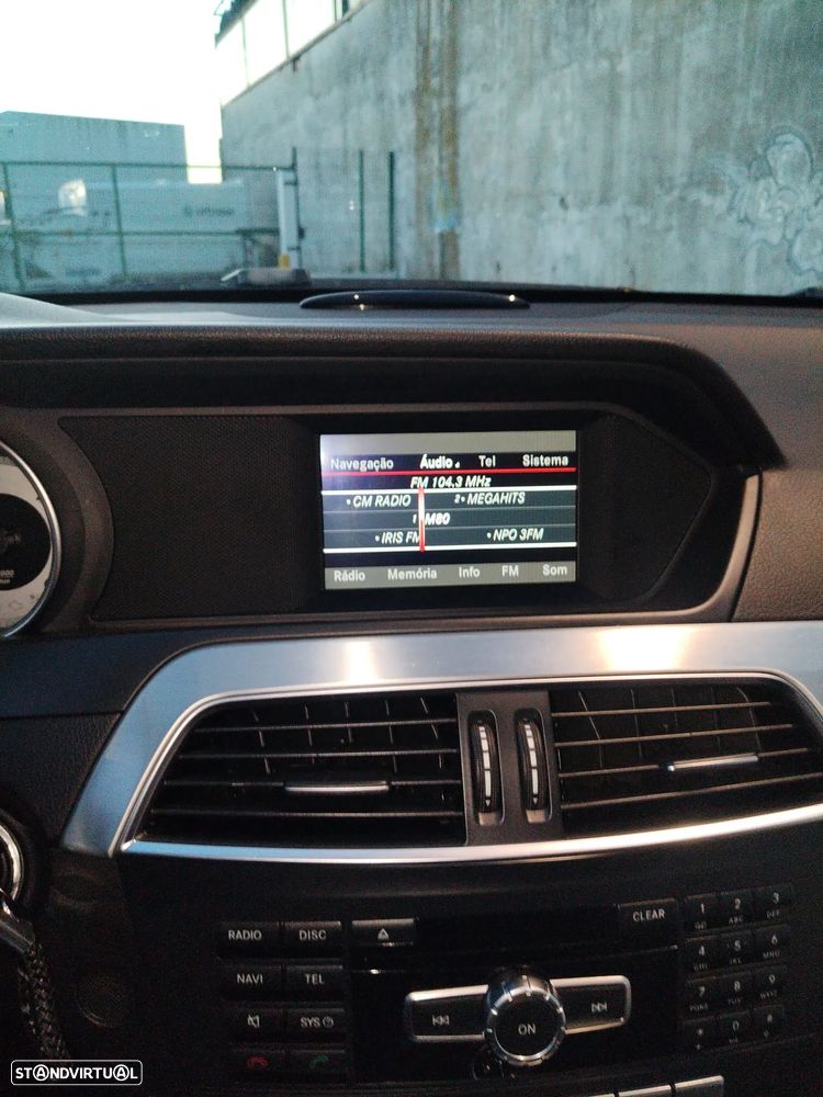 Mercedes-Benz C 220 - 13