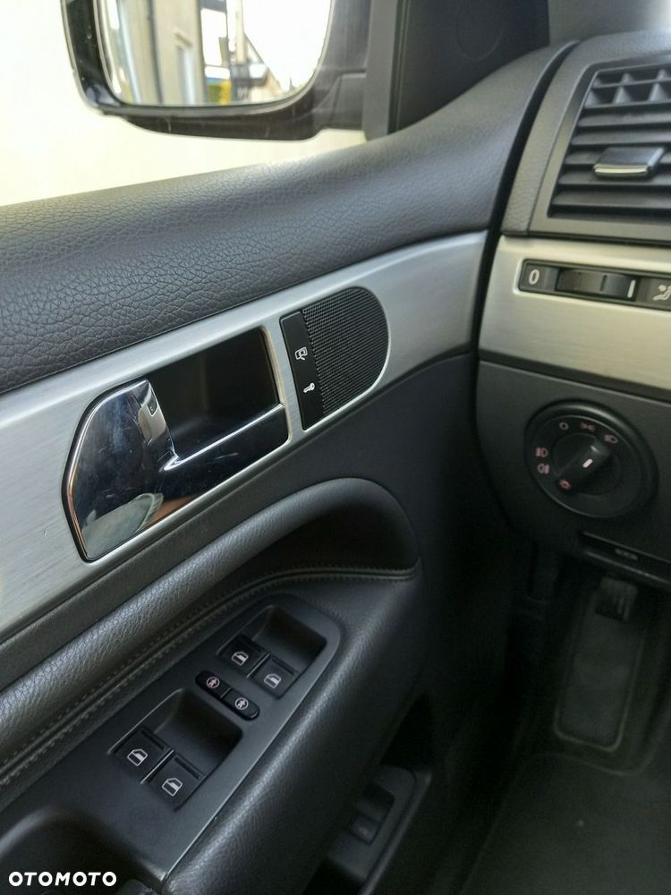 Volkswagen Touareg 3.0 V6 TDI DPF Automatik Individual - 35
