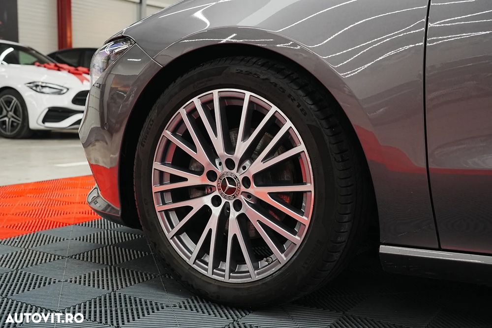 Mercedes-Benz CLA 180 7G-DCT Progressive - 26