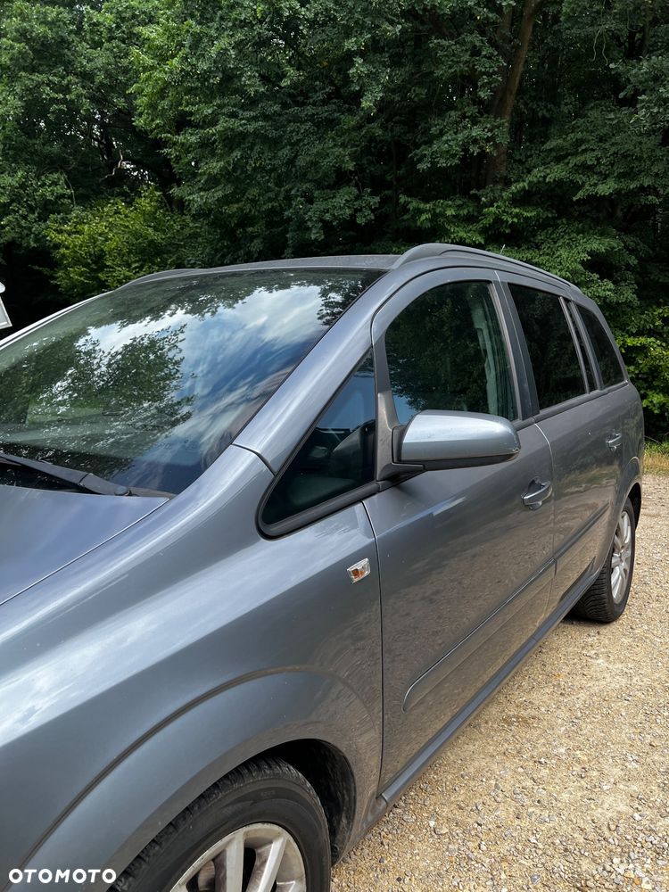 Opel Zafira 1.9 CDTI Enjoy - 19