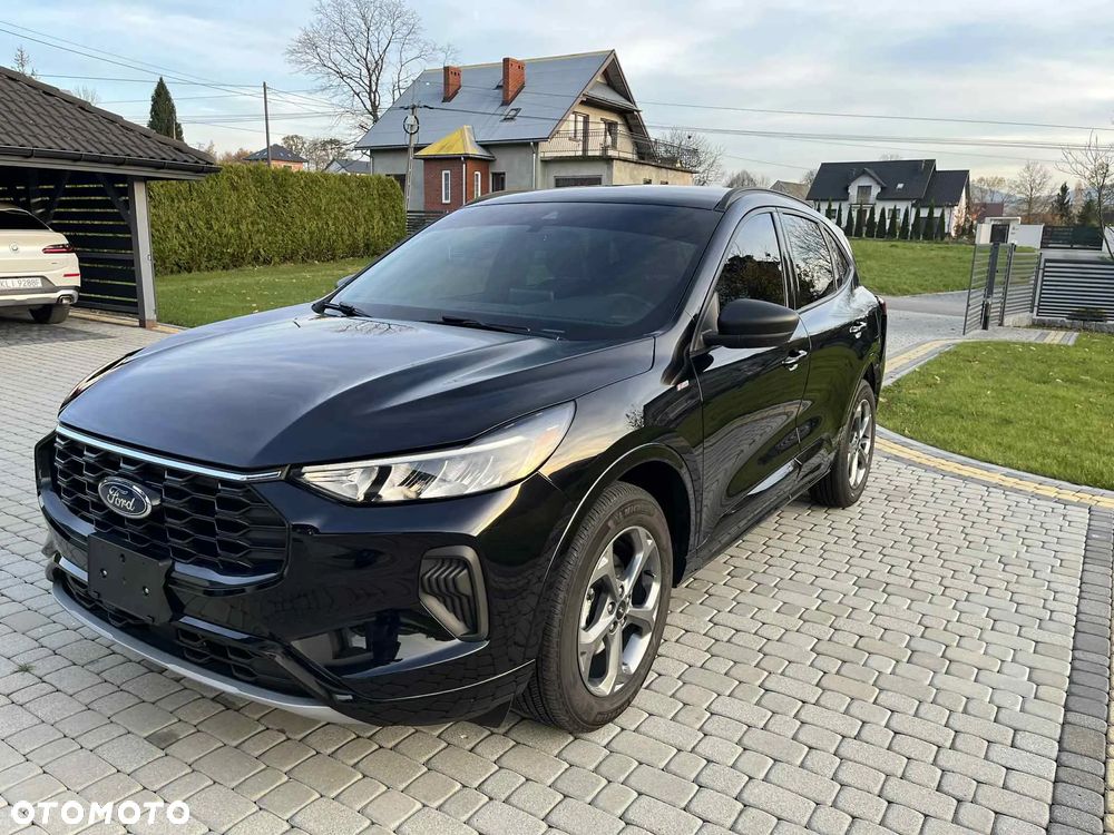 Ford Kuga 1.5 EcoBoost ST-LINE - 1