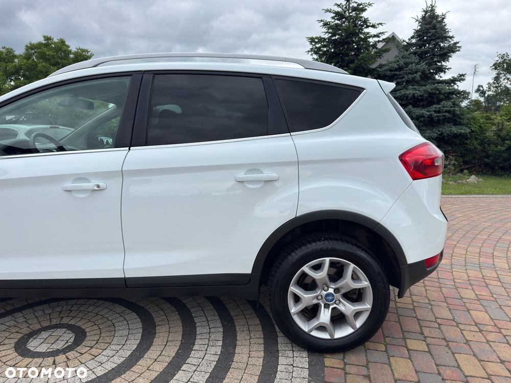 Ford Kuga - 13