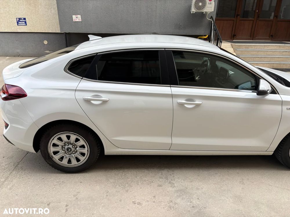 Hyundai i30 1.5 160CP MHEV 48V M/T Highway - 4