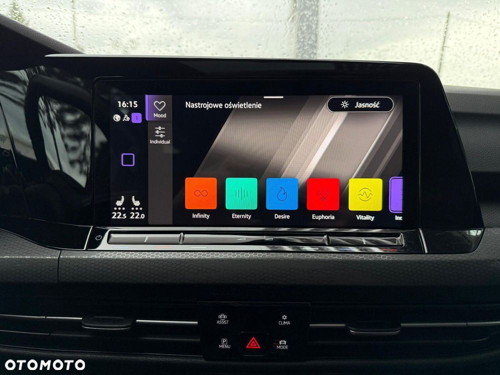 Volkswagen Golf VIII 2.0 TSI GTI DSG - 28