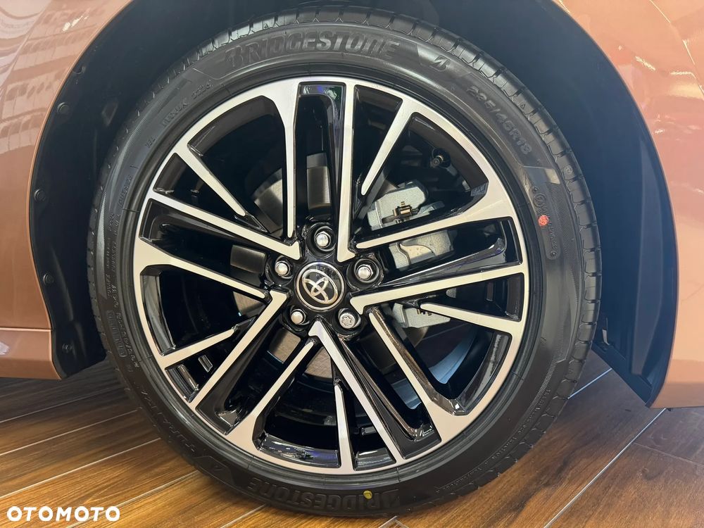 Toyota Camry 2.5 Hybrid Dynamic Force Prestige e-CVT - 9