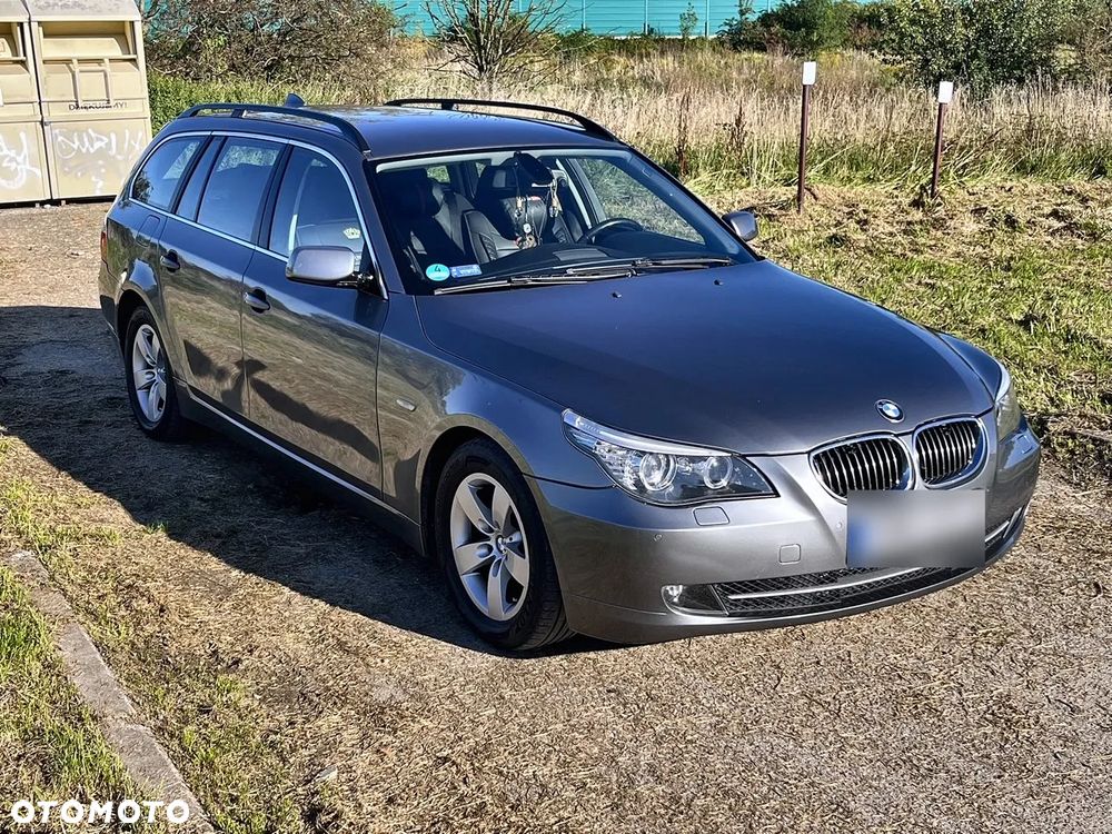 BMW Seria 5 525d - 1