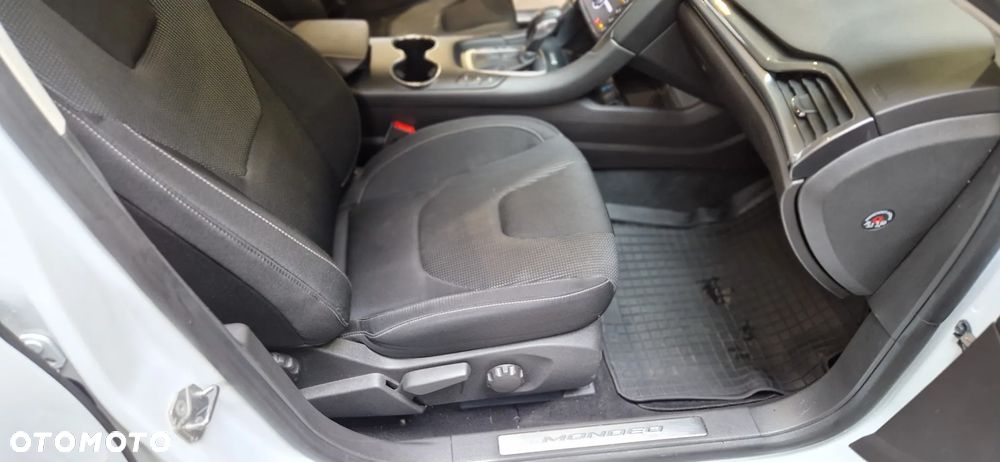 Ford Mondeo 1.5 EcoBoost Titanium - 25