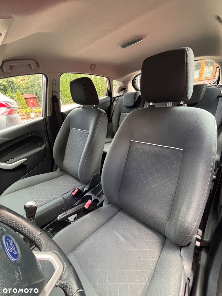 Ford Fiesta 1.25 Ambiente - 9