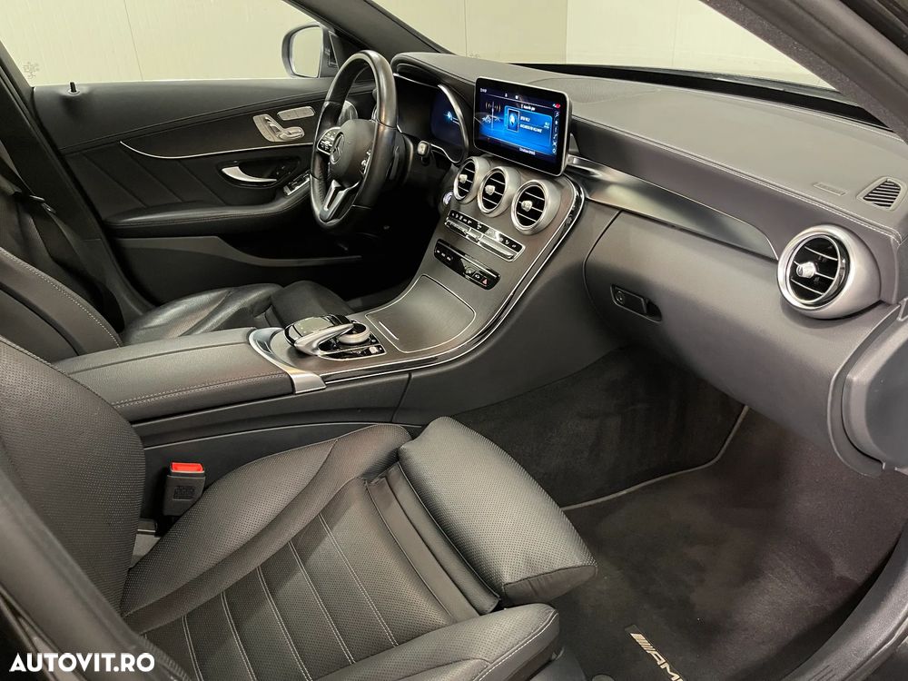 Mercedes-Benz C 300 d T 4Matic 9G-TRONIC AMG Line - 12