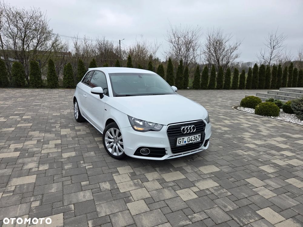 Audi A1 3-drzwiowe 1.2 TFSI S line edition m S line Sportpaket - 3