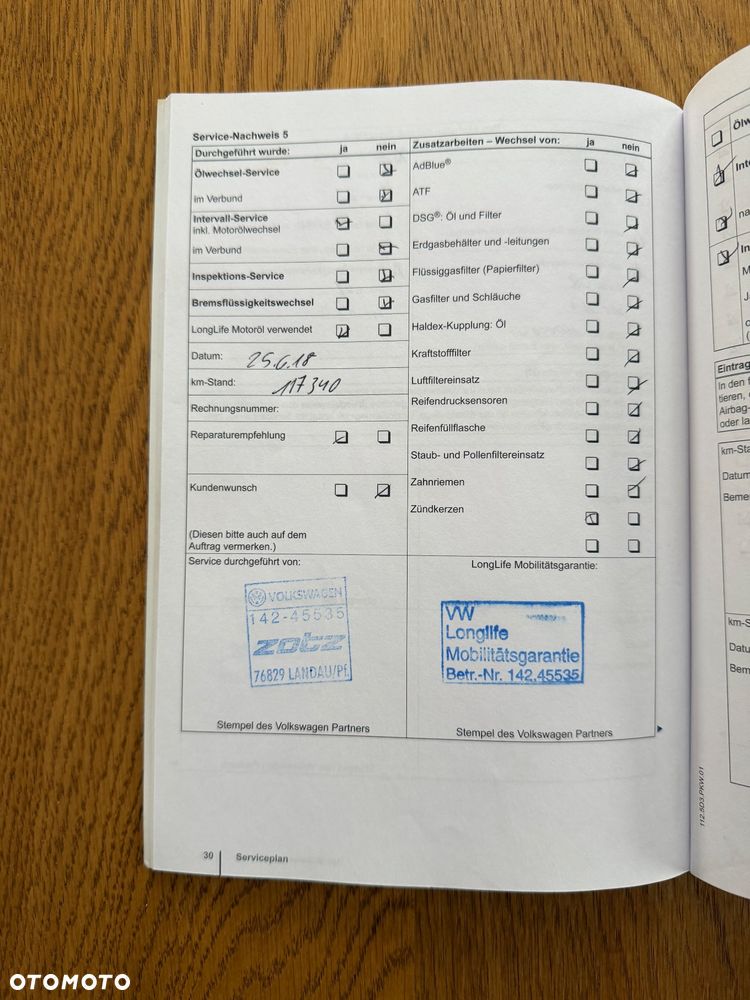 Volkswagen Golf - 22