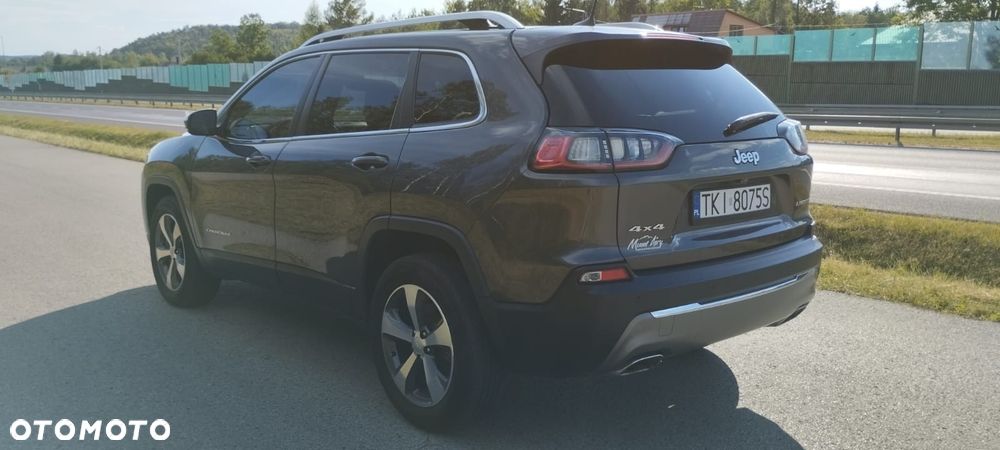 Jeep Cherokee - 7
