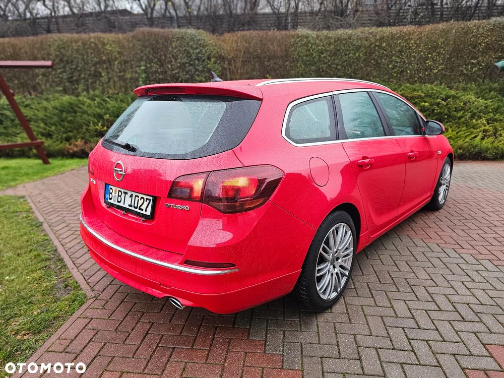 Opel Astra 2.0 BiTurbo CDTI DPF ecoFLEX SportsTourer St - 12