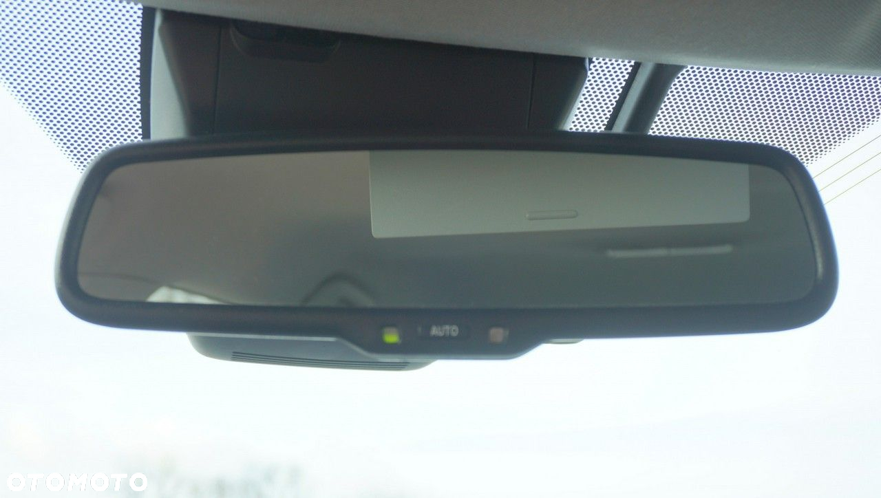 Toyota Auris - 24