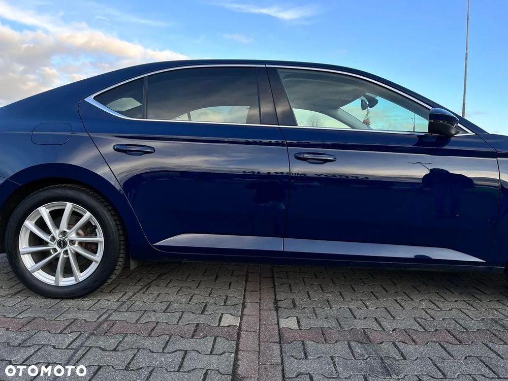 Skoda Superb 1.8 TSI Active - 9