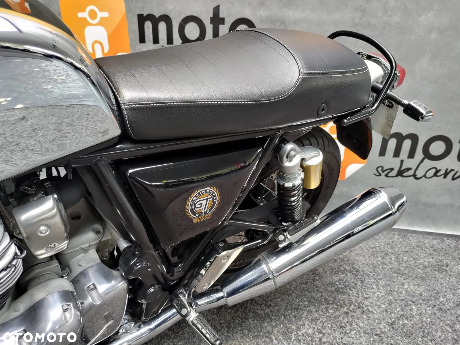 Royal Enfield Continental - 16