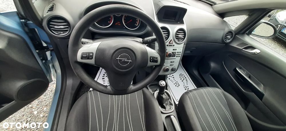 Opel Corsa - 10