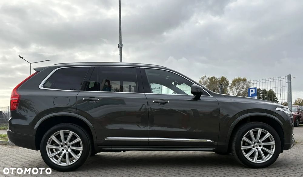 Volvo XC 90 D5 SCR AWD Inscription - 4