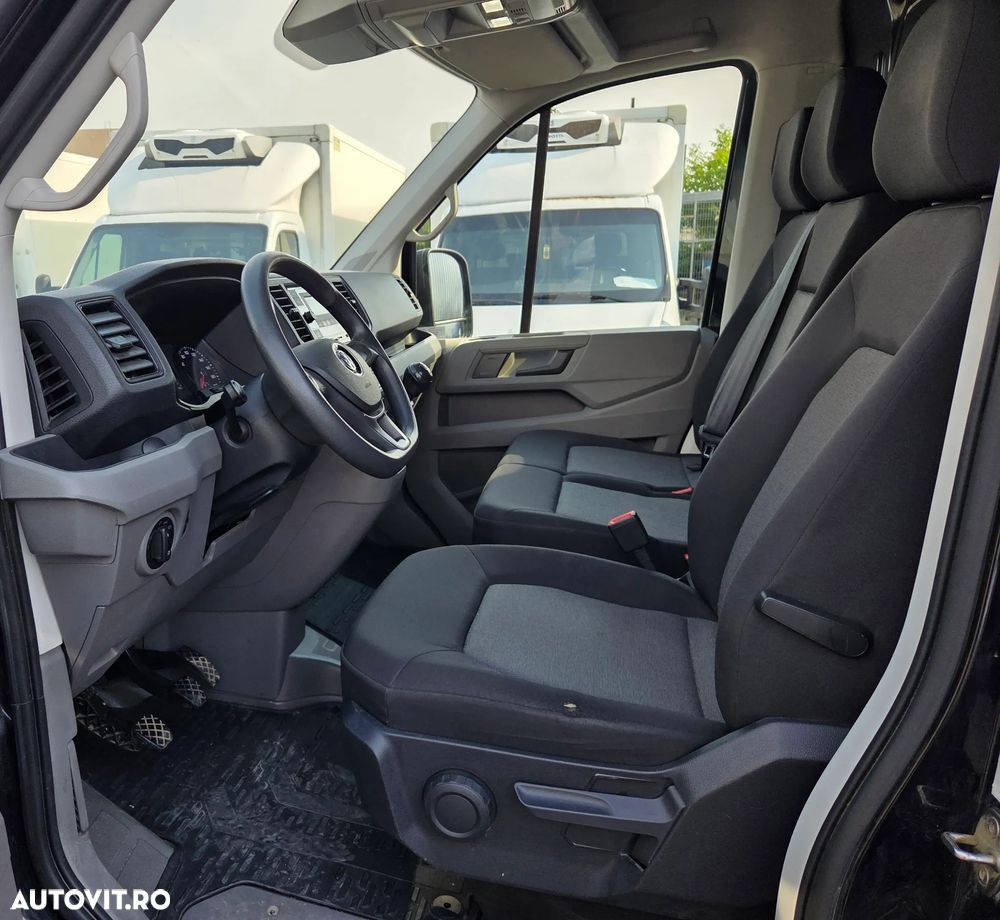 Volkswagen Crafter - 2