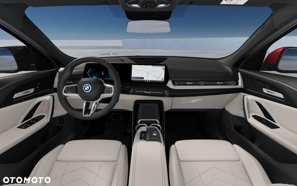 BMW iX2 eDrive20 66.5kWh M Sport - 5