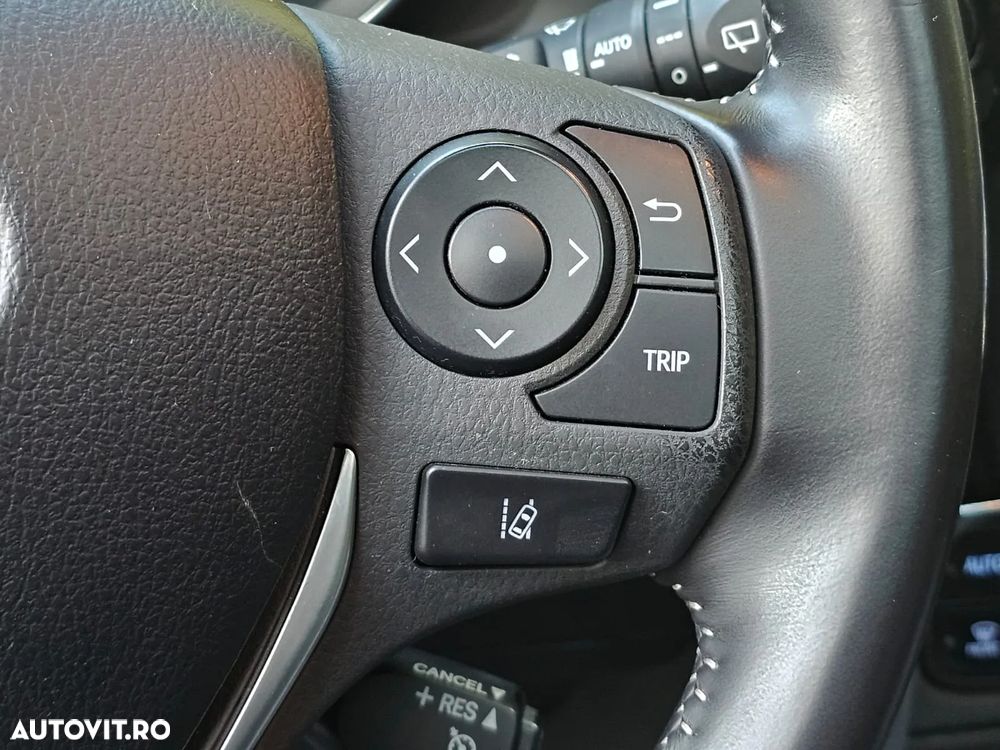 Toyota Auris - 19