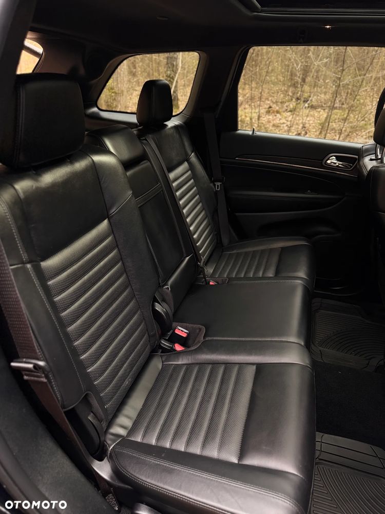 Jeep Grand Cherokee - 28