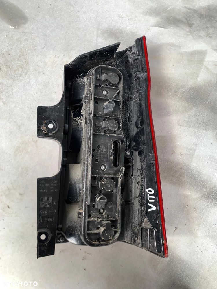 VITO VIANO lampa lewa tył A4478200064 - 3