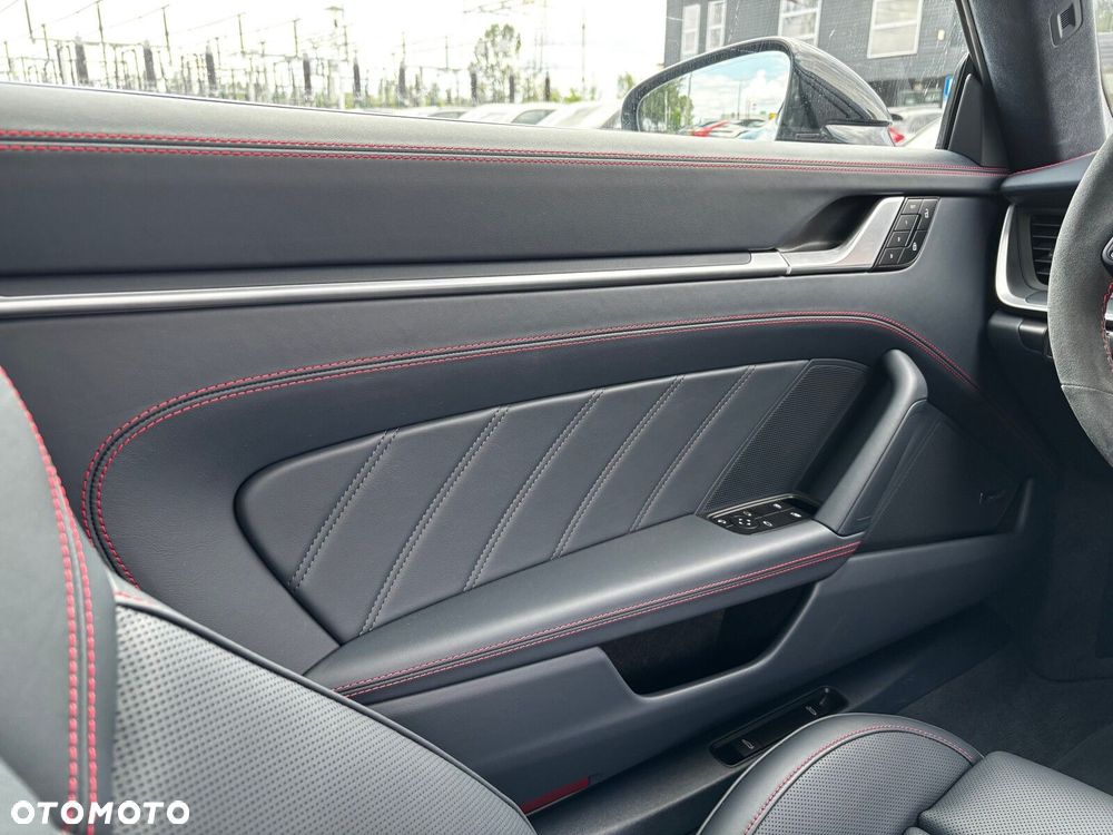 Porsche 911 - 35