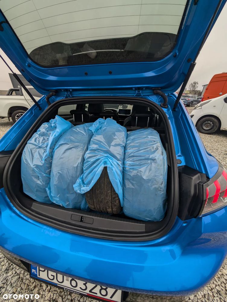Peugeot 208 PureTech 130 EAT8 GT Pack - 17