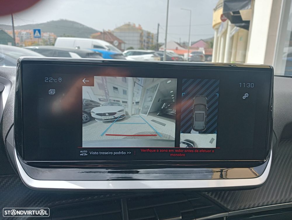 Peugeot 2008 1.2 PureTech Allure - 12