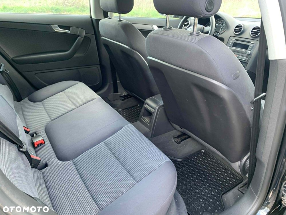Audi A3 Sportback - 13