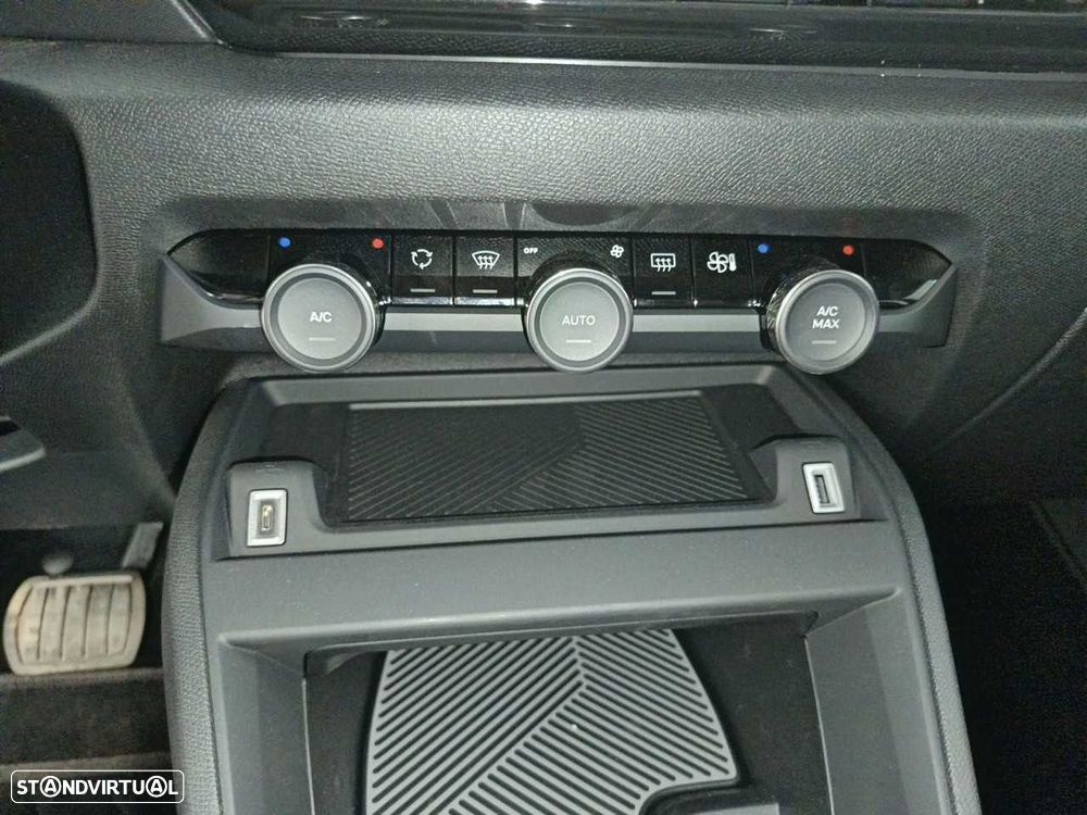 Citroën e-C4 50 kWh Shine Pack - 17
