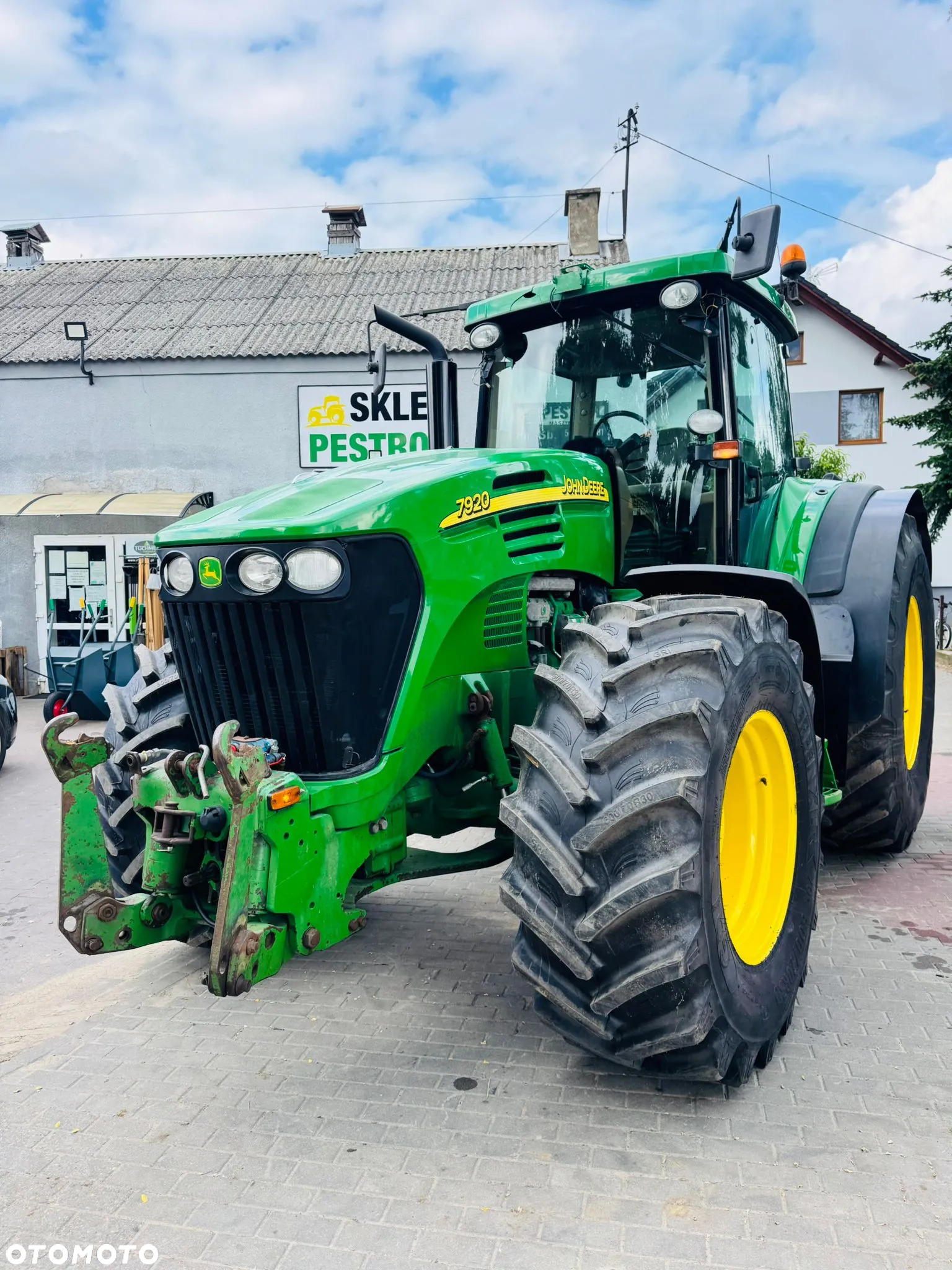 John Deere 7920 - 11