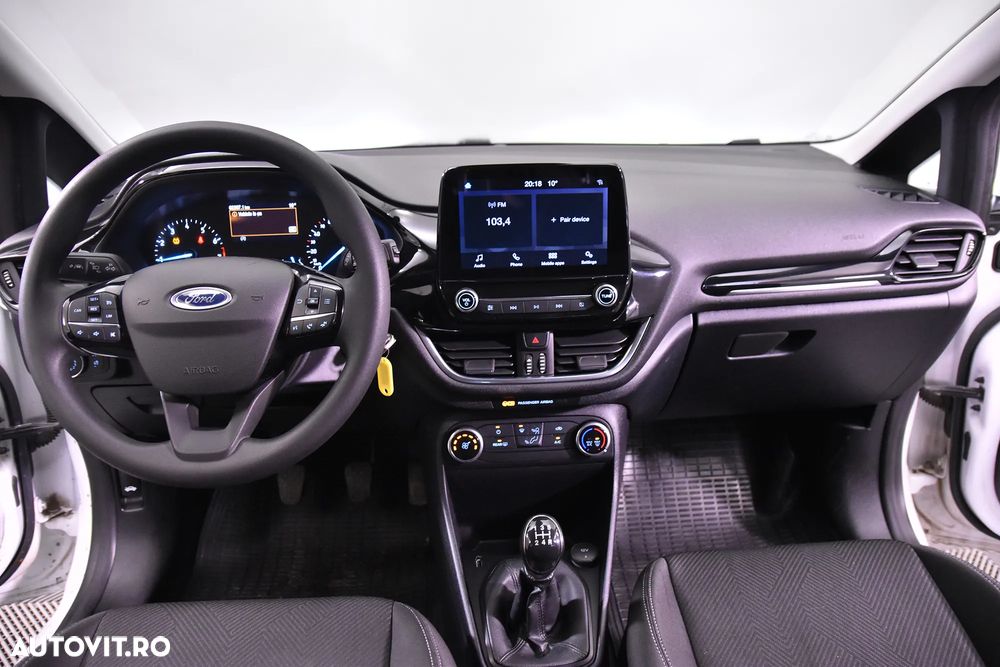 Ford Fiesta 1.1 Titanium - 9