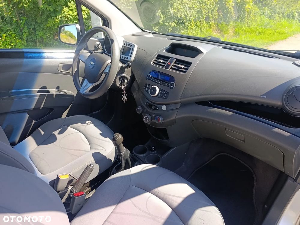 Chevrolet Spark 1.0 LT - 20