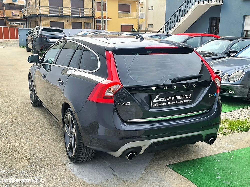 Volvo V60 2.4 D6 R-Design Sum.AWD Phev - 5