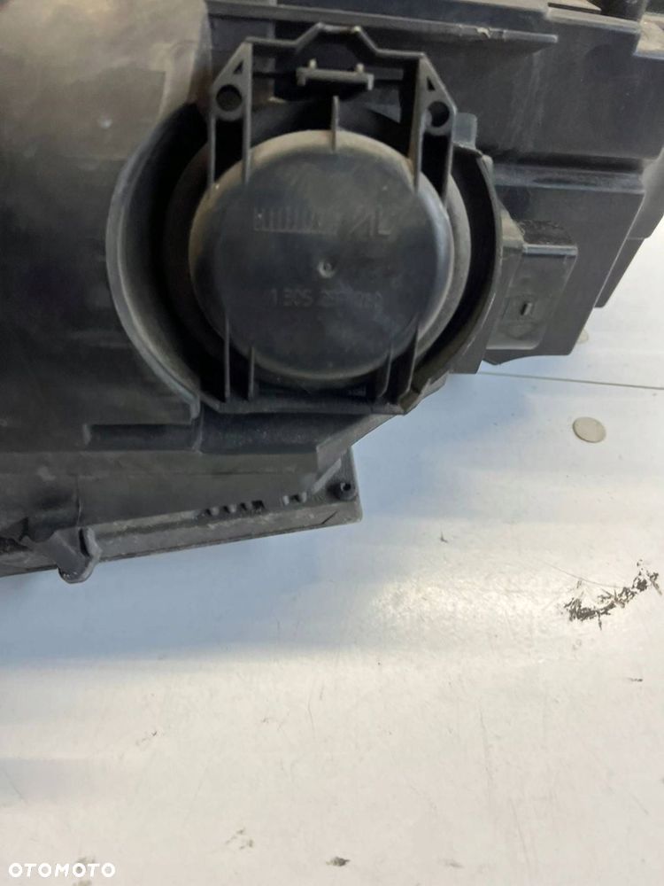 8E0 941 329 A Moduł świateł BIXENON Audi A4 S4 B7 8E 8H 2007 PRAWY EU - 2