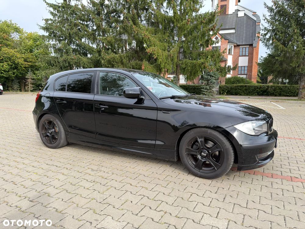 BMW Seria 1 116i - 10