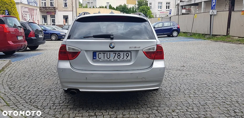 BMW Seria 3 318d - 6