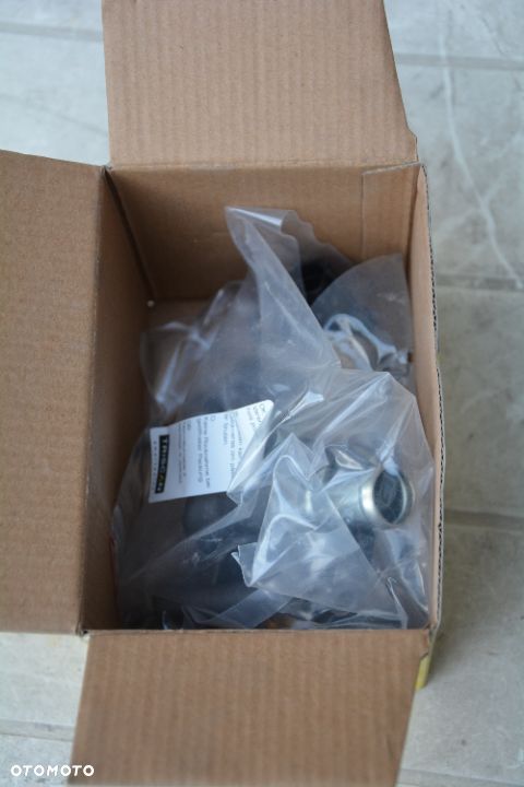 Opel Astra / Tigra  / Meriva   zawór EGR - 1