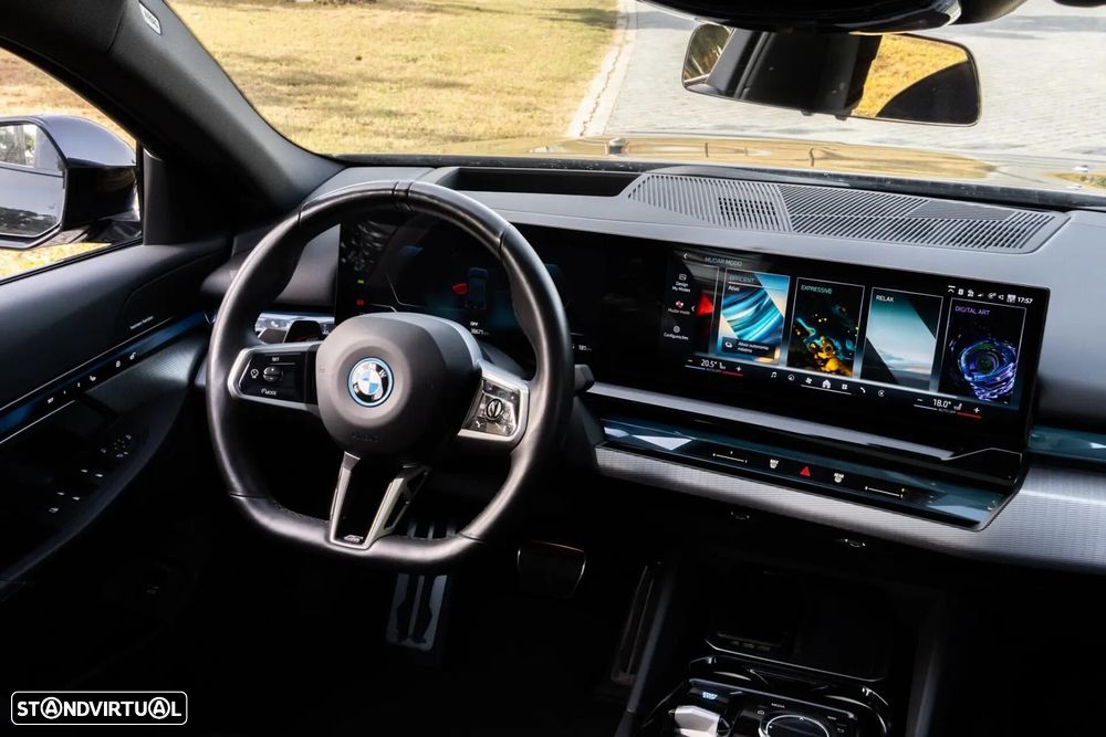 BMW i5 eDrive40 Pack Desportivo M - 12