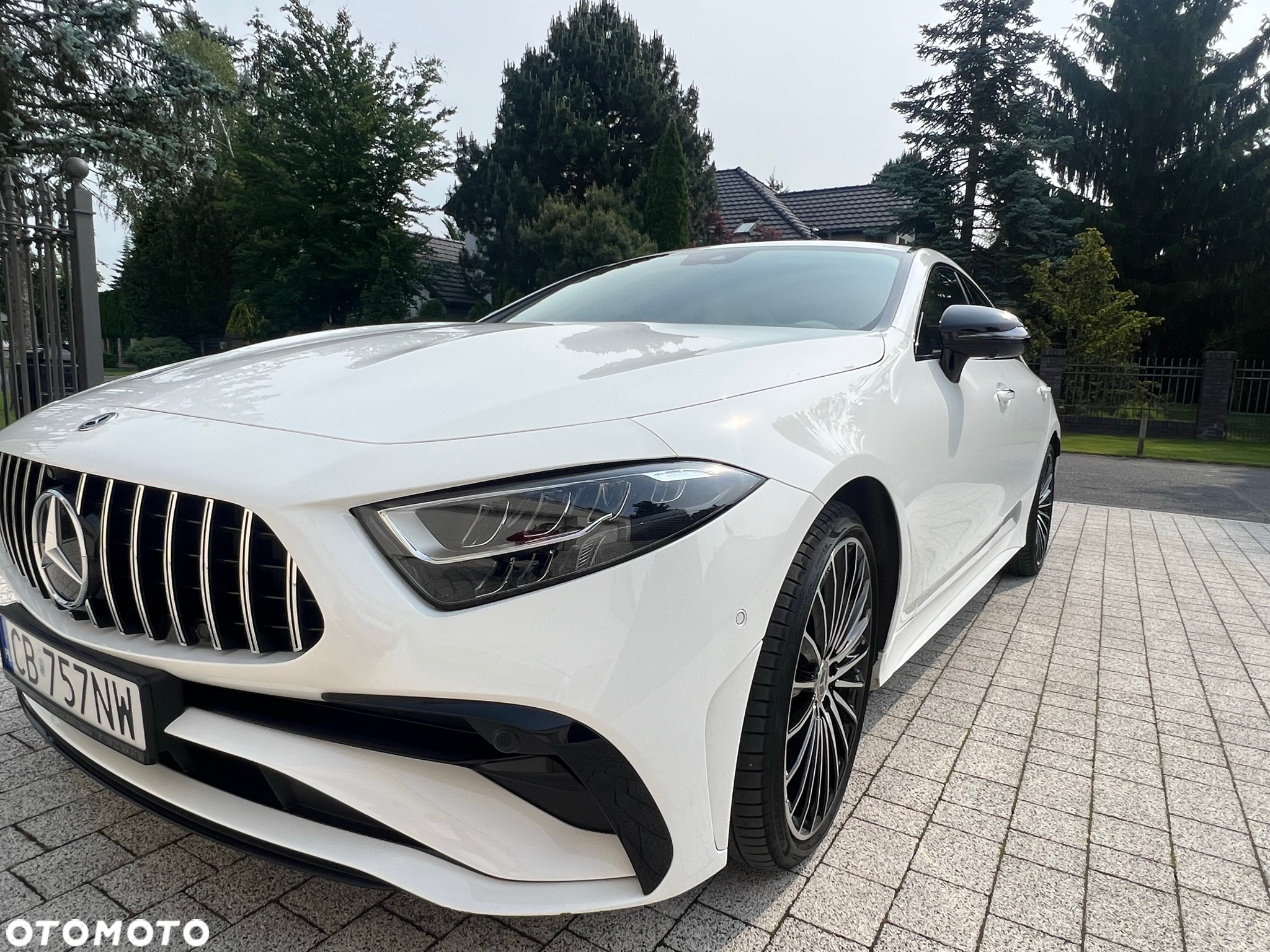 Mercedes-Benz CLS - 12