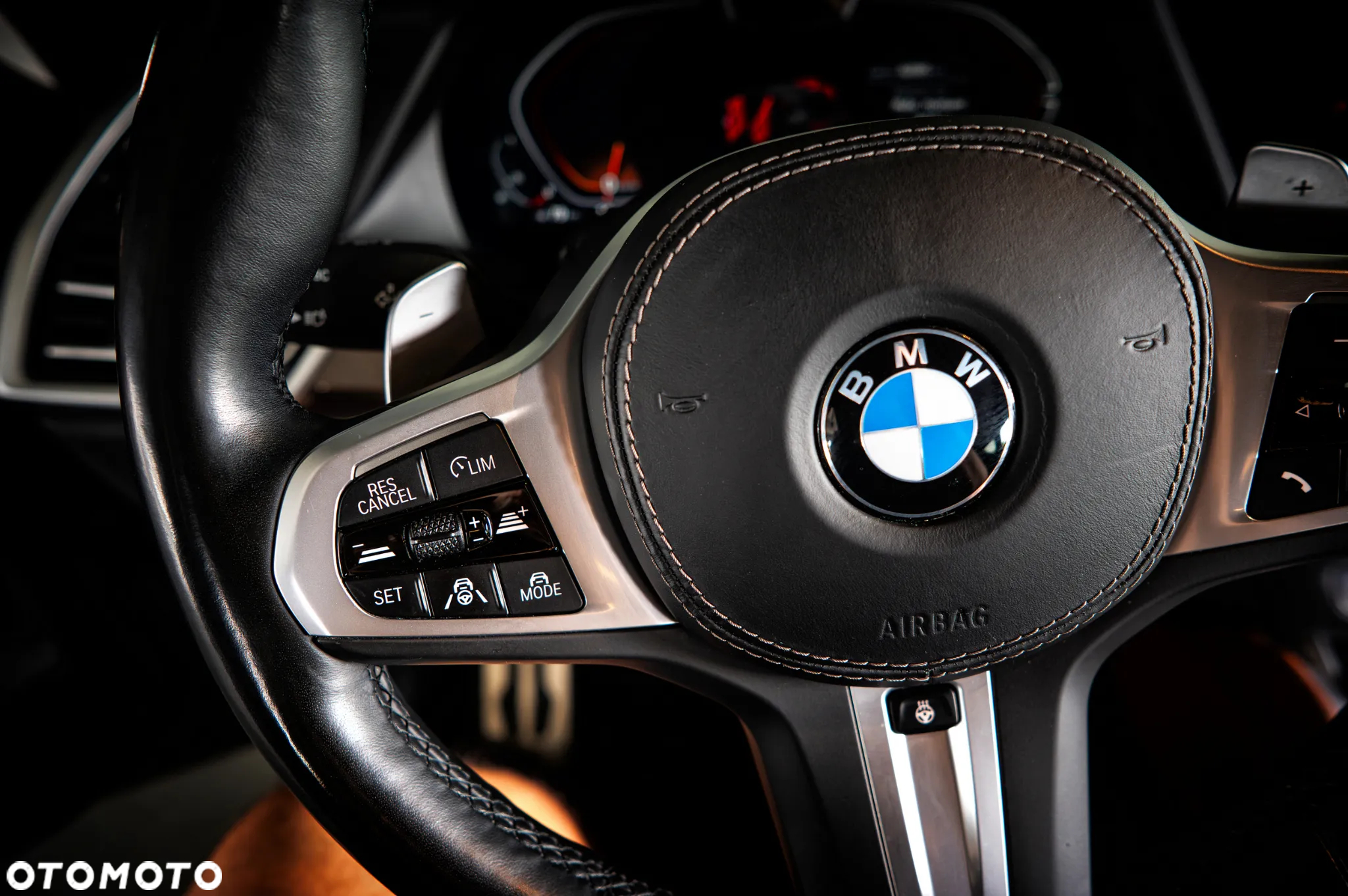 BMW X6 xDrive40i - 27