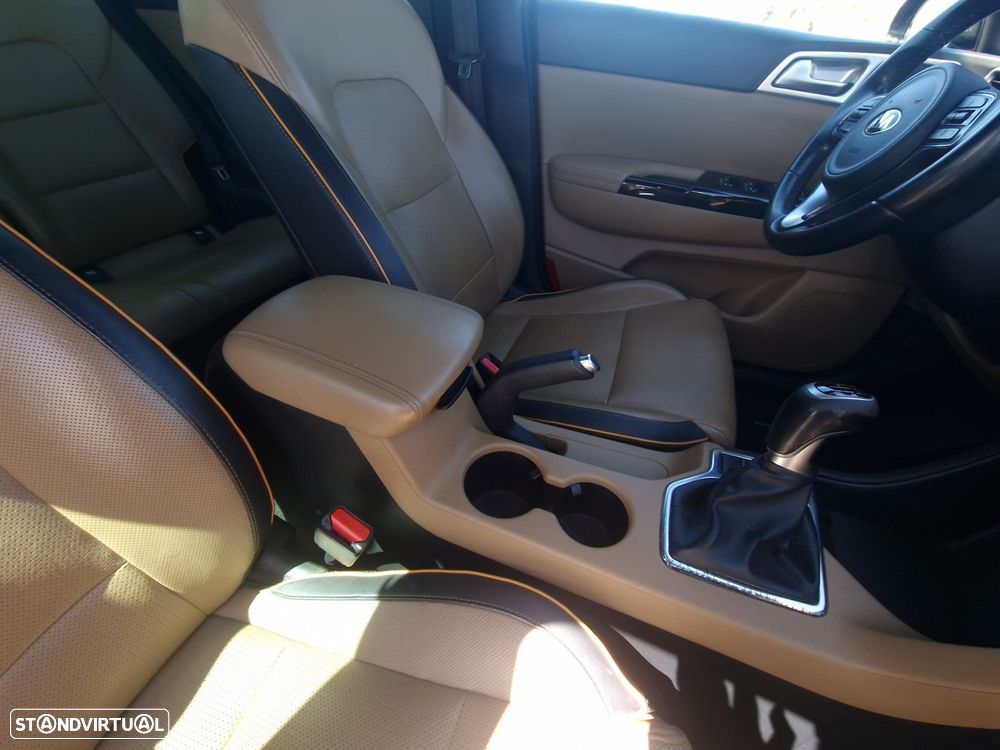 Kia Sportage 1.7 CRDI ISG TX Prime - 20