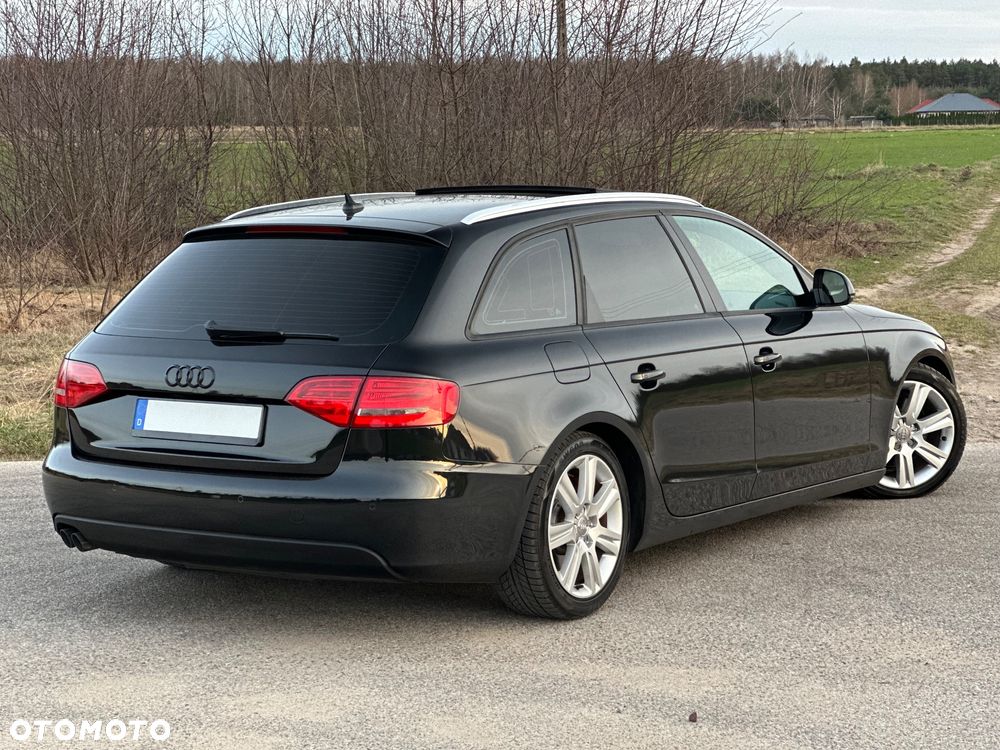 Audi A4 Avant - 13