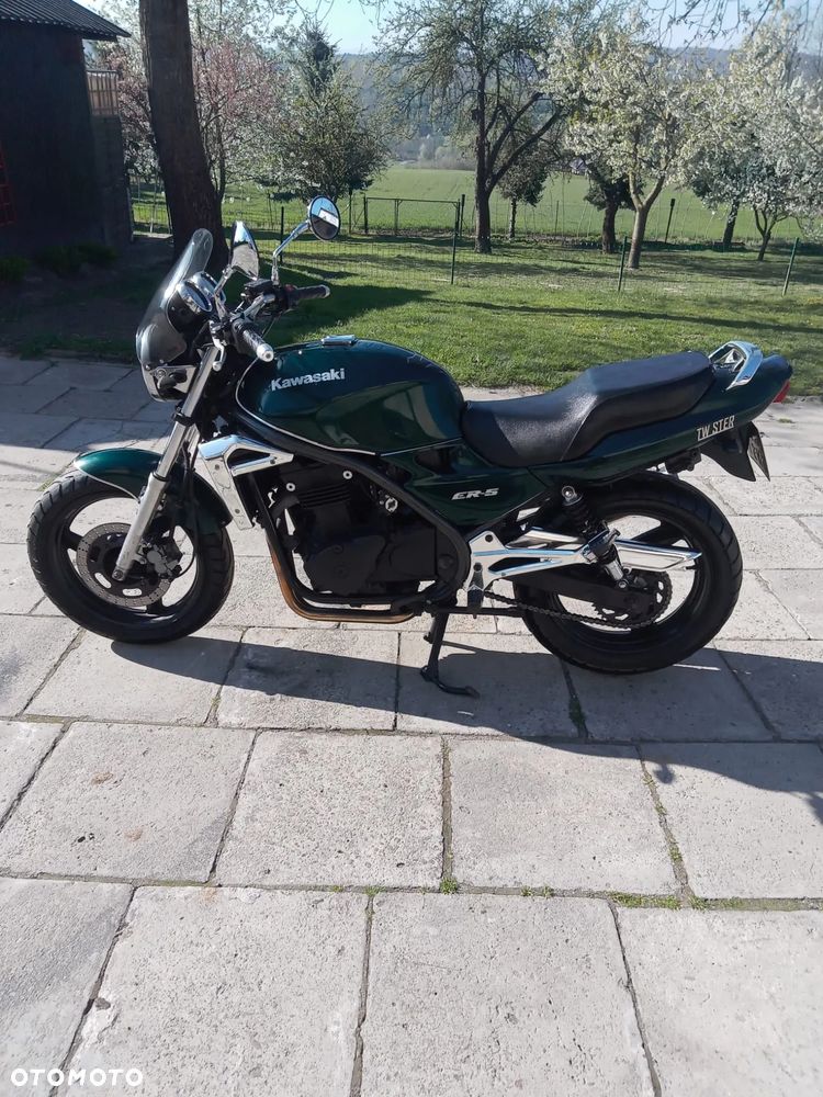 Kawasaki ER - 1