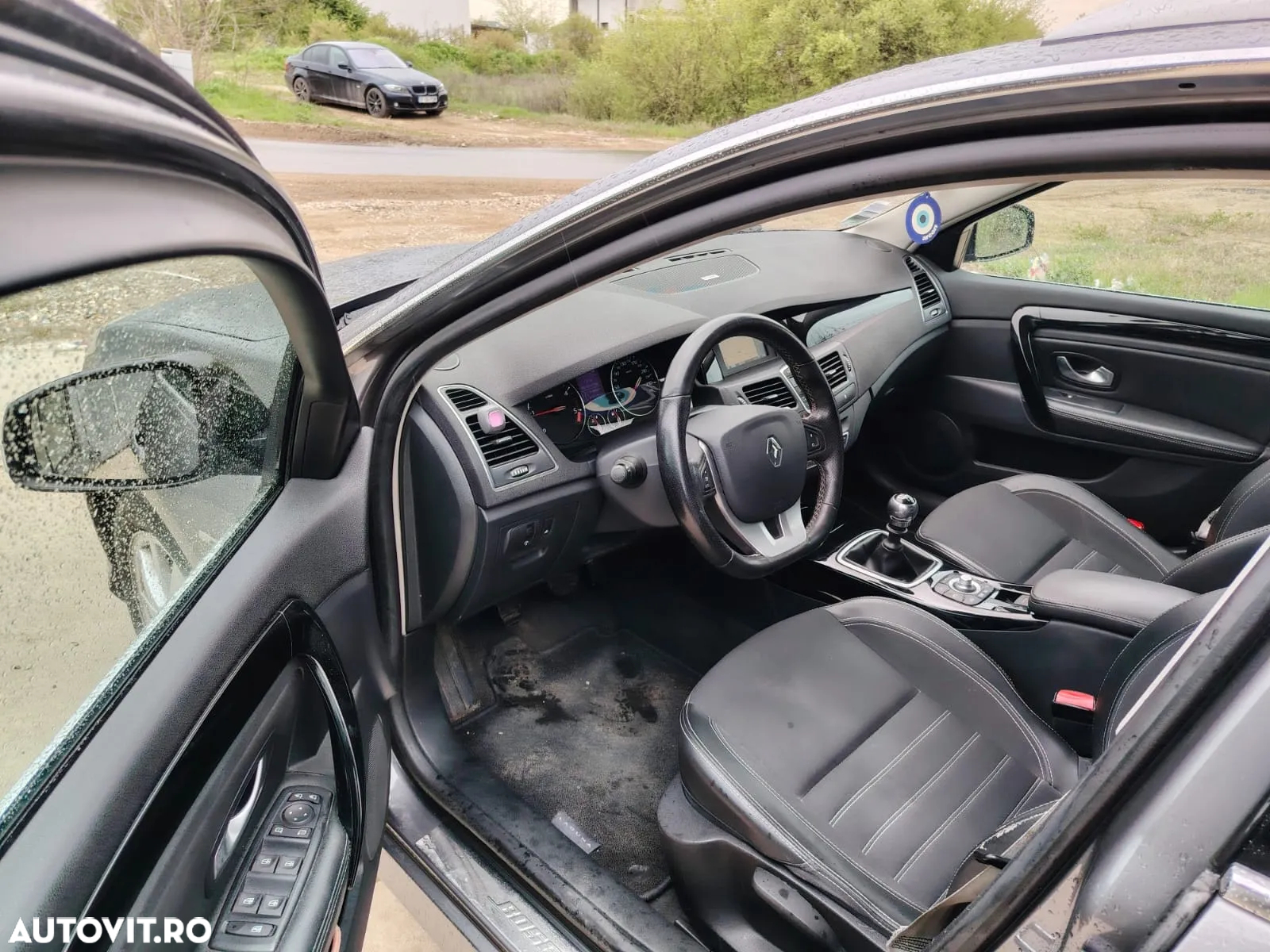 Renault Laguna dCi 150 FAP Start-Stop Bose Edition - 10