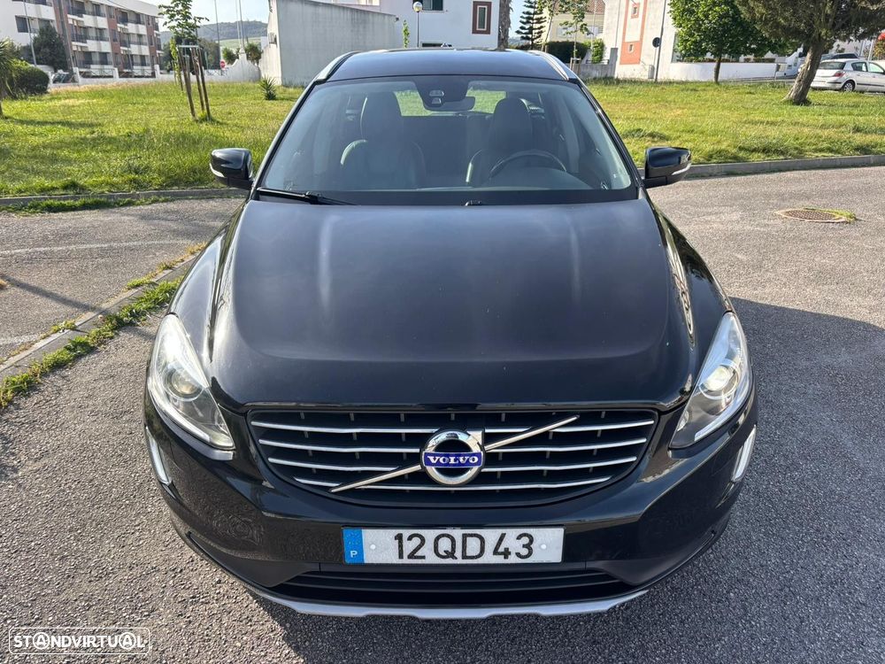 Volvo XC 60 2.0 D4 R-Design - 3