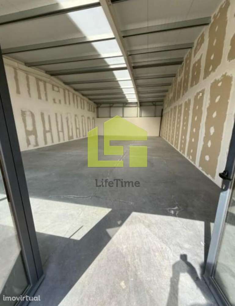 Prédio Uso Misto - Grande imagem: 4/23