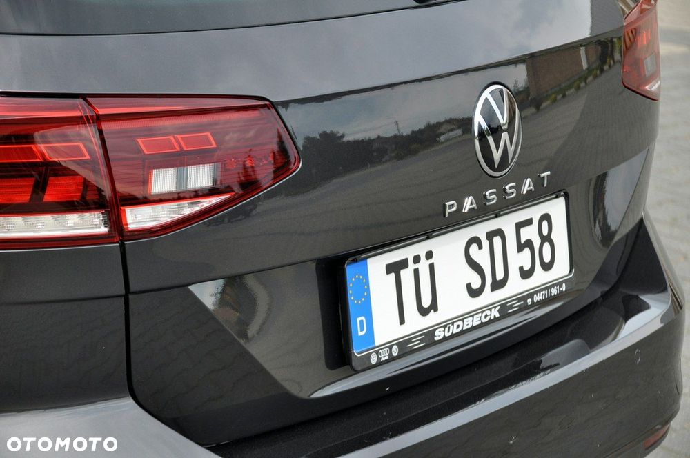 Volkswagen Passat Variant - 16